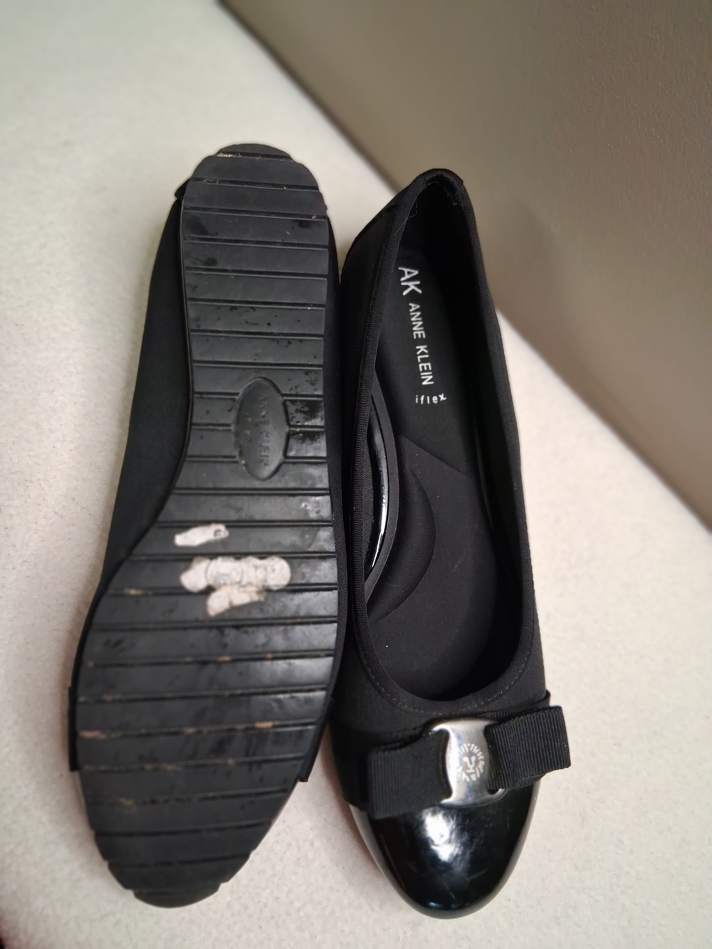 Anne Klein Black Bow-Accent Ballet Flats - Picture 3 of 5